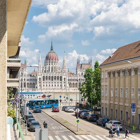 Bright Studio With Parliament View, Free Parking Budapest Exterior photo