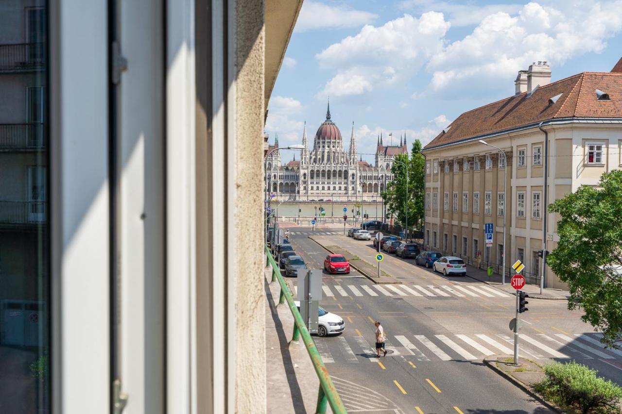 Bright Studio With Parliament View, Free Parking Budapest Exterior photo